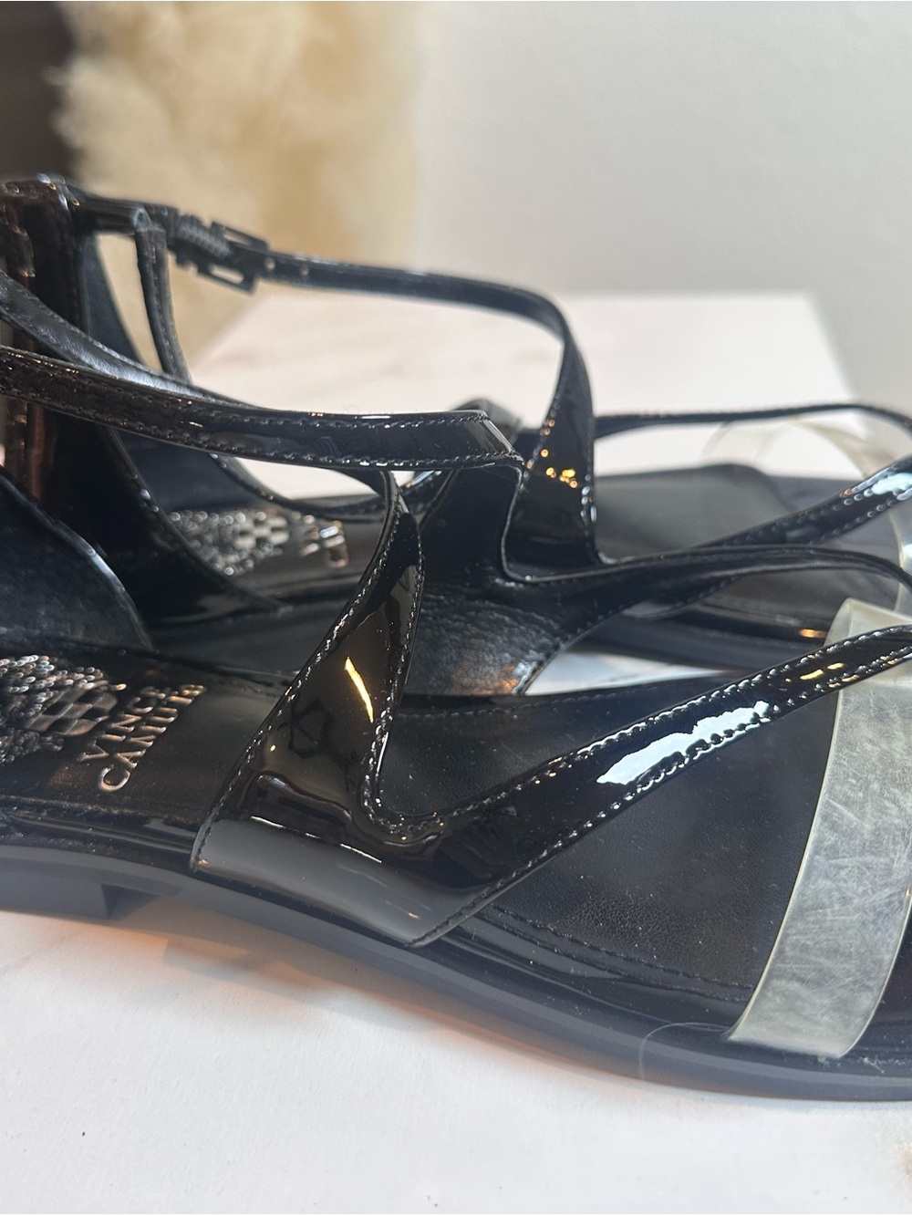 Vince Camuto Women's
Lomeeana Flat Sandal - Picture 6 of 11